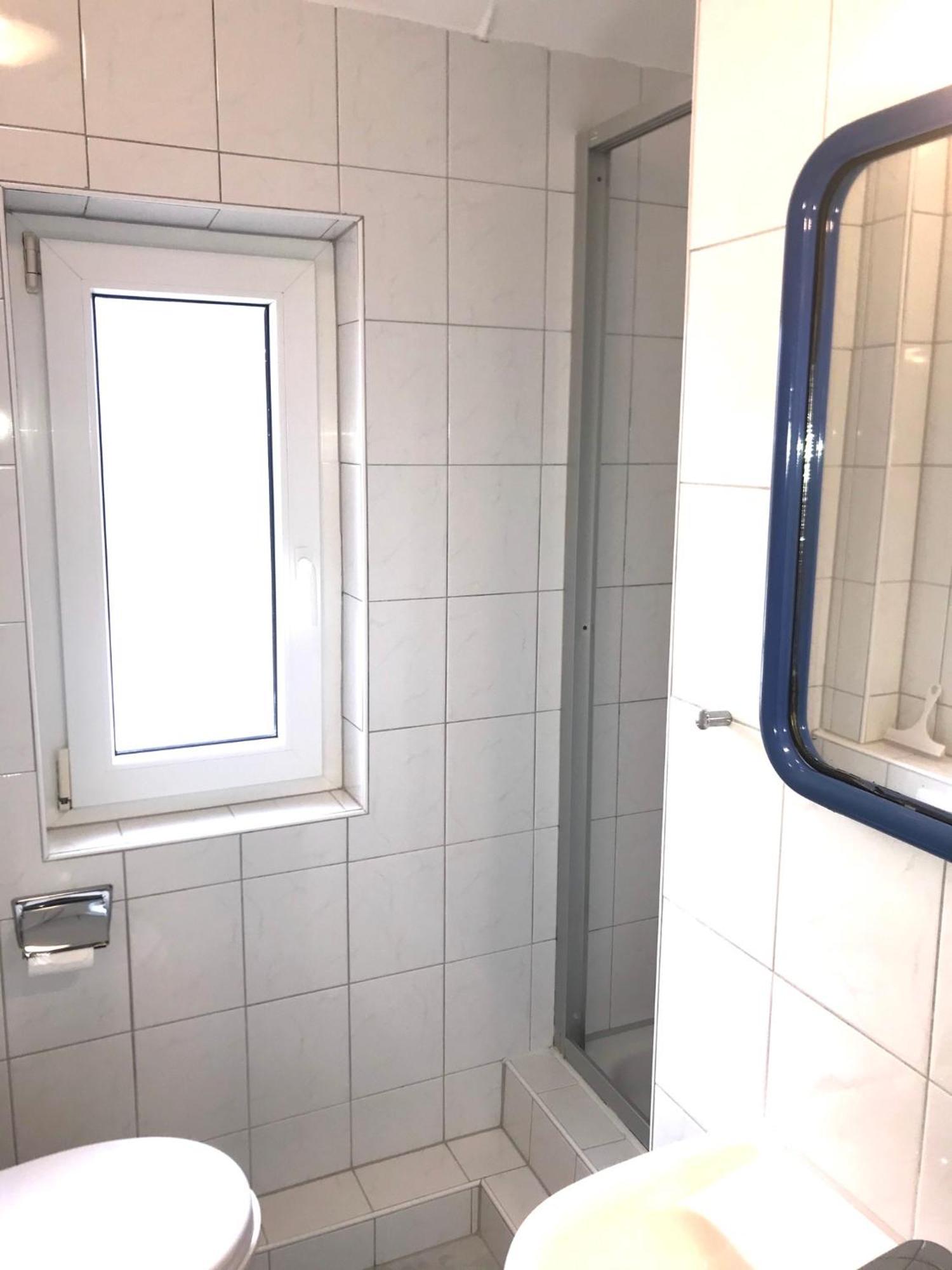 66 Bremerhaven Geestland Homestay *